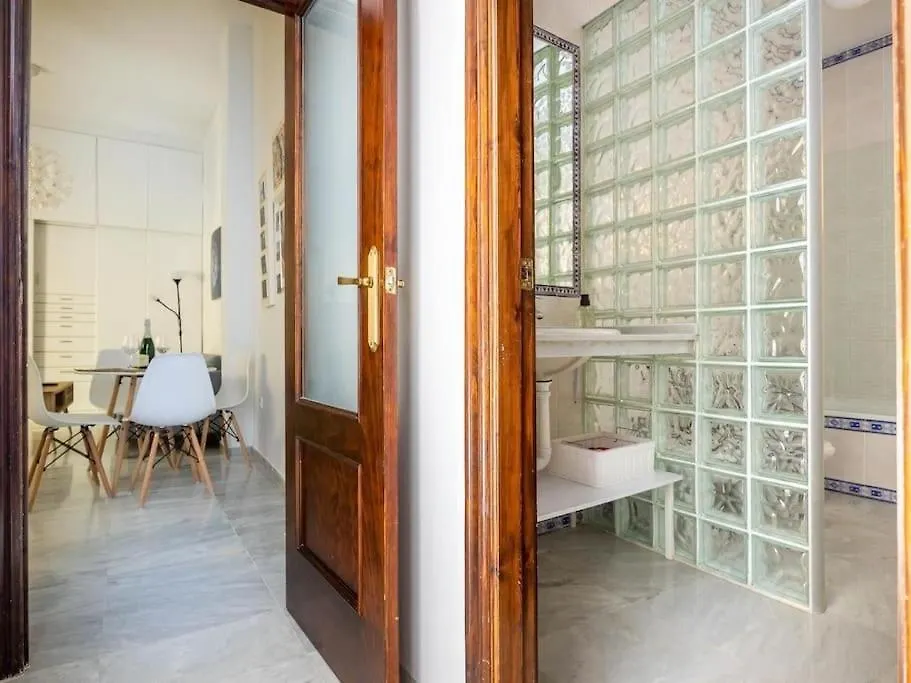 Aitana En Alvarez Quintero Seville Apartment