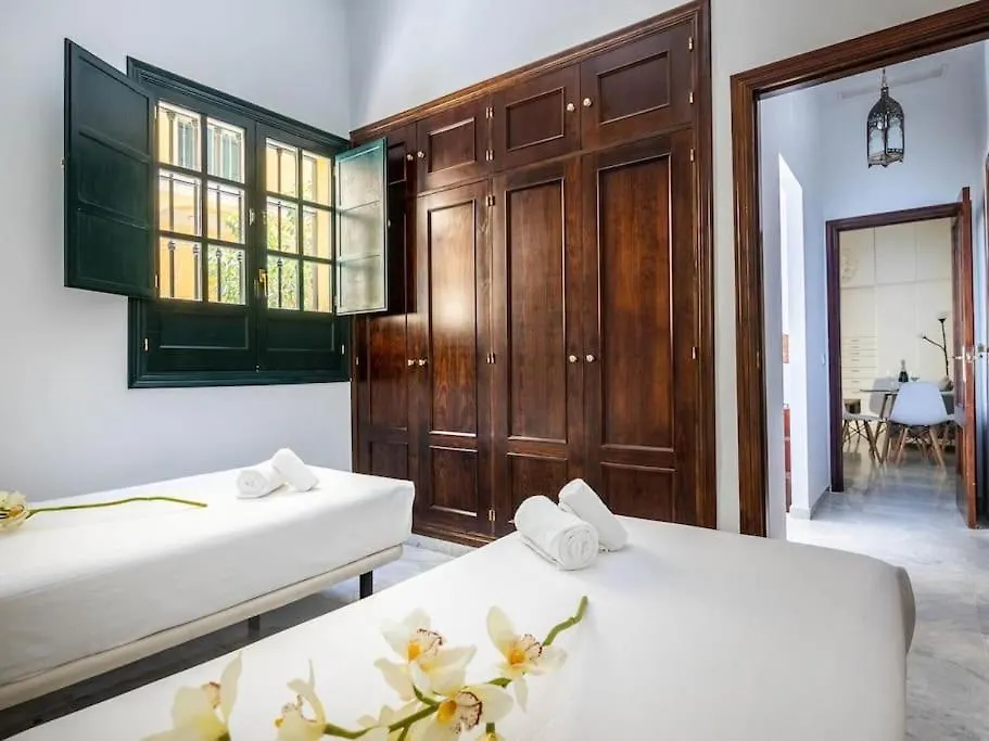 Aitana En Alvarez Quintero Seville Apartment